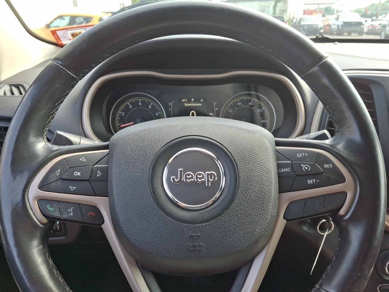 Jeep Cherokee  2015