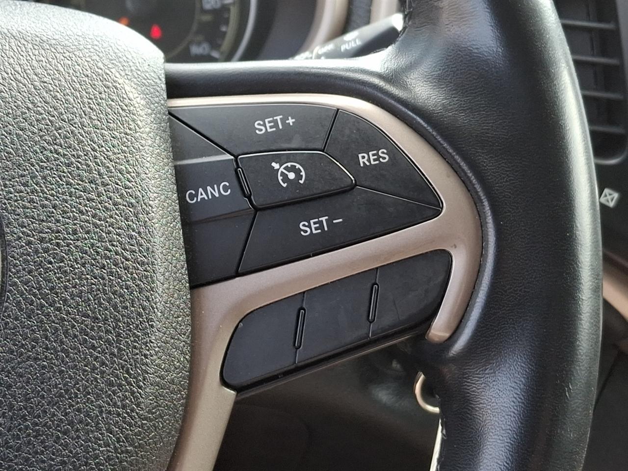 Jeep Cherokee  2015