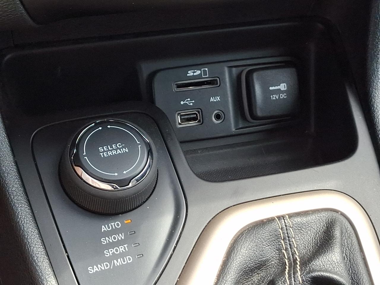 Jeep Cherokee  2015