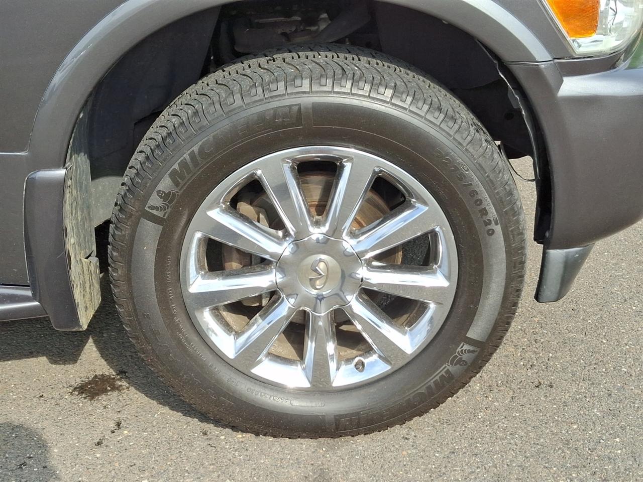 Infiniti QX56  2008