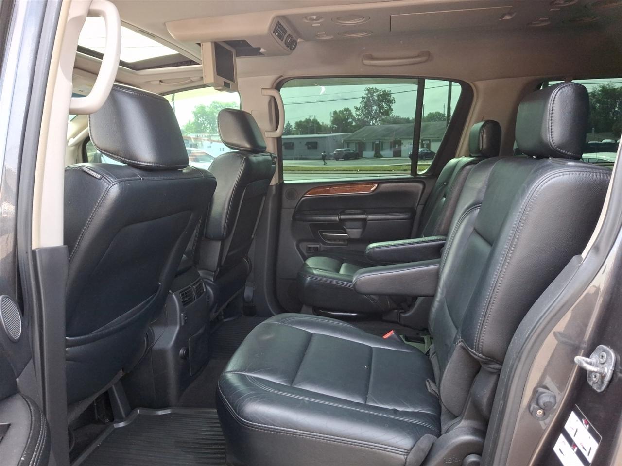 Infiniti QX56  2008