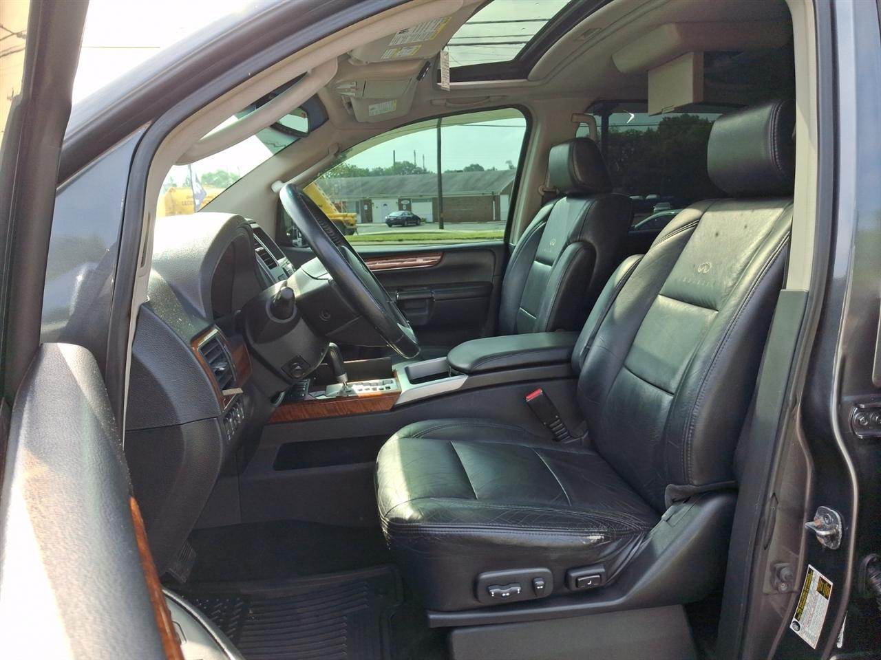Infiniti QX56  2008