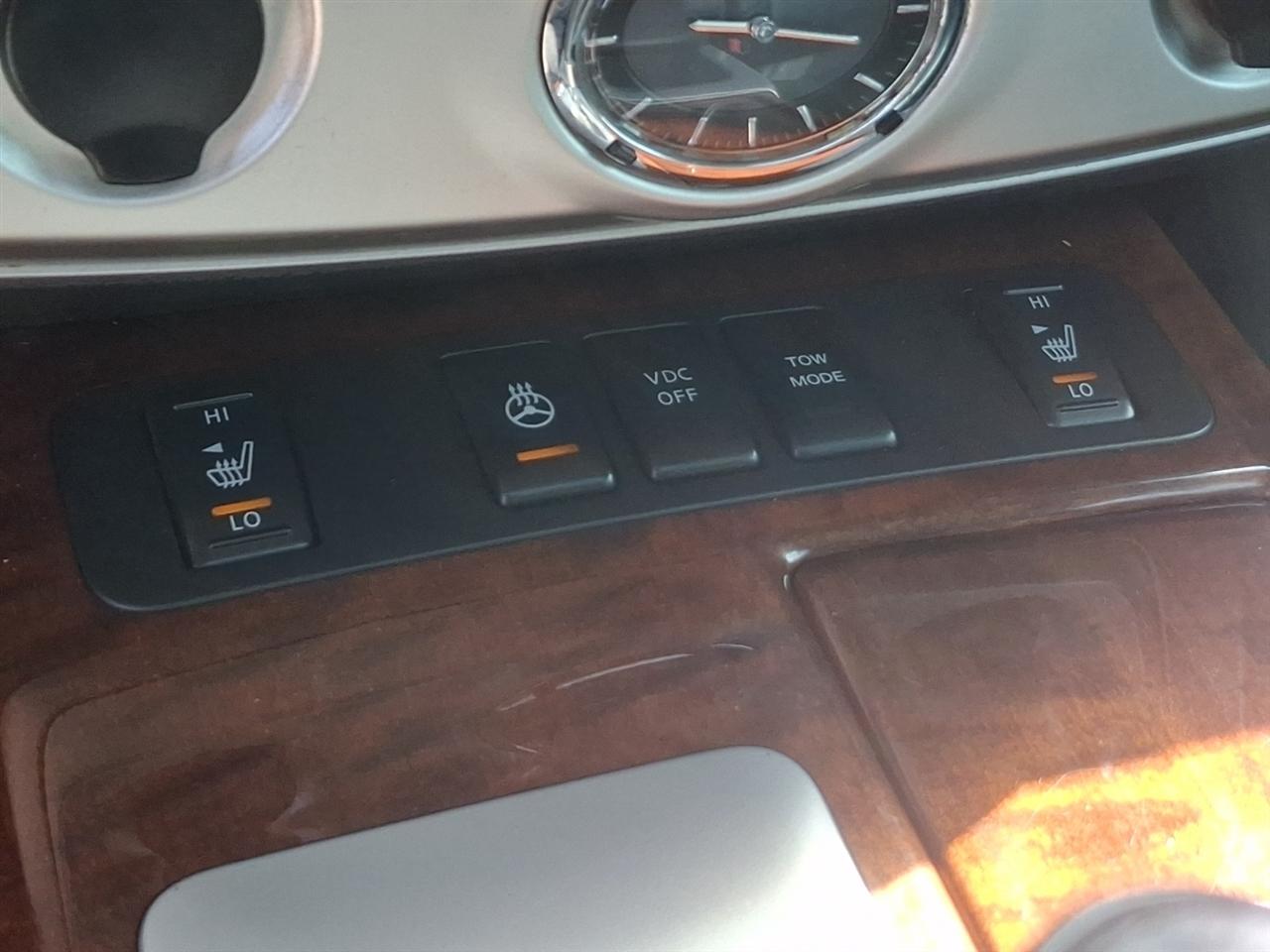Infiniti QX56  2008