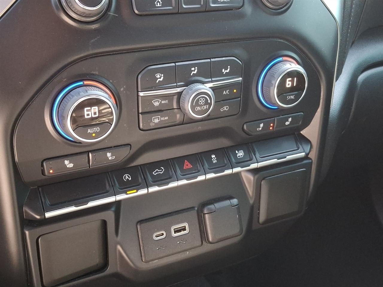 Chevrolet Silverado 1500  2021