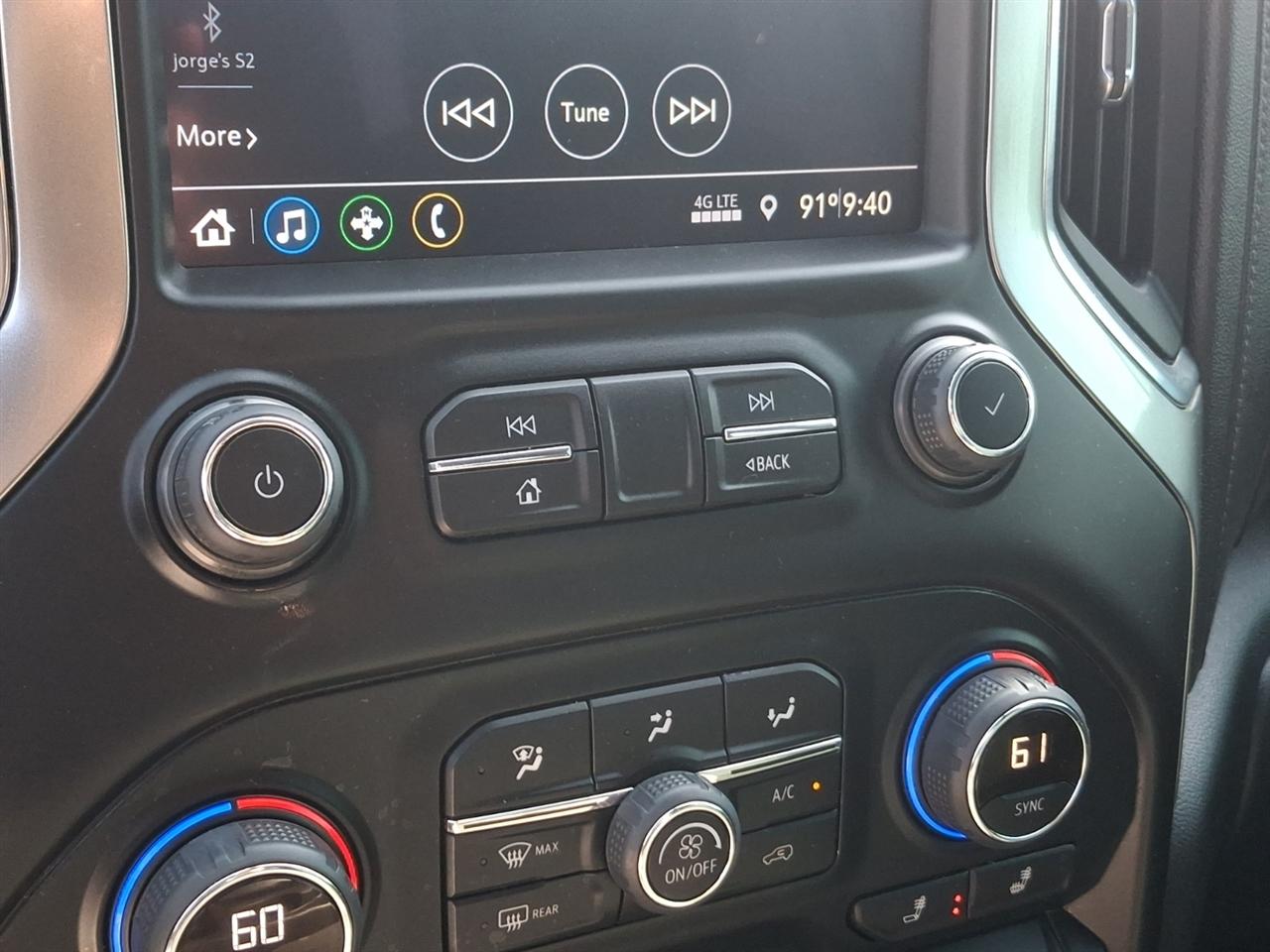Chevrolet Silverado 1500  2021