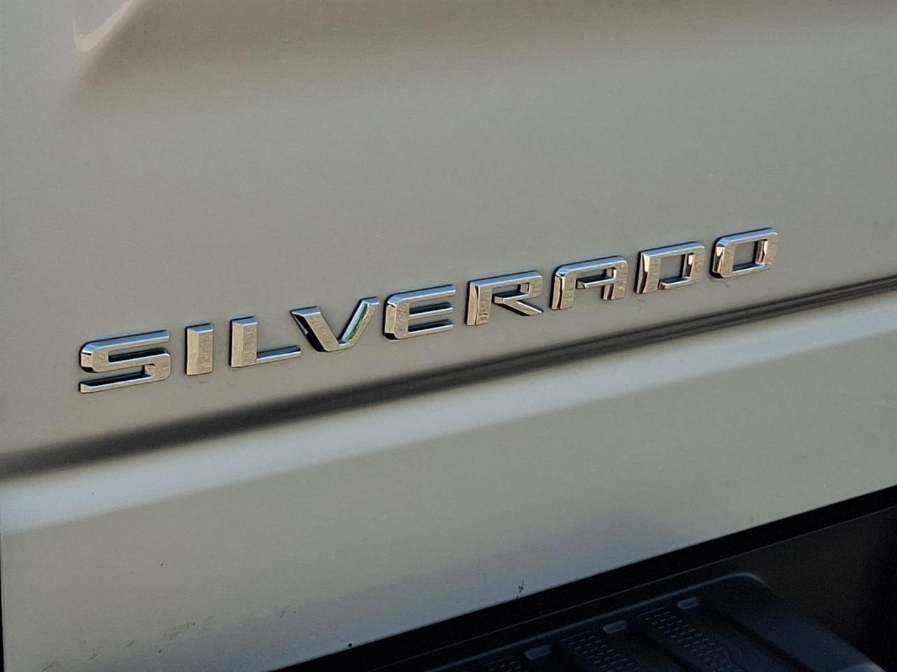 Chevrolet Silverado 1500  2021