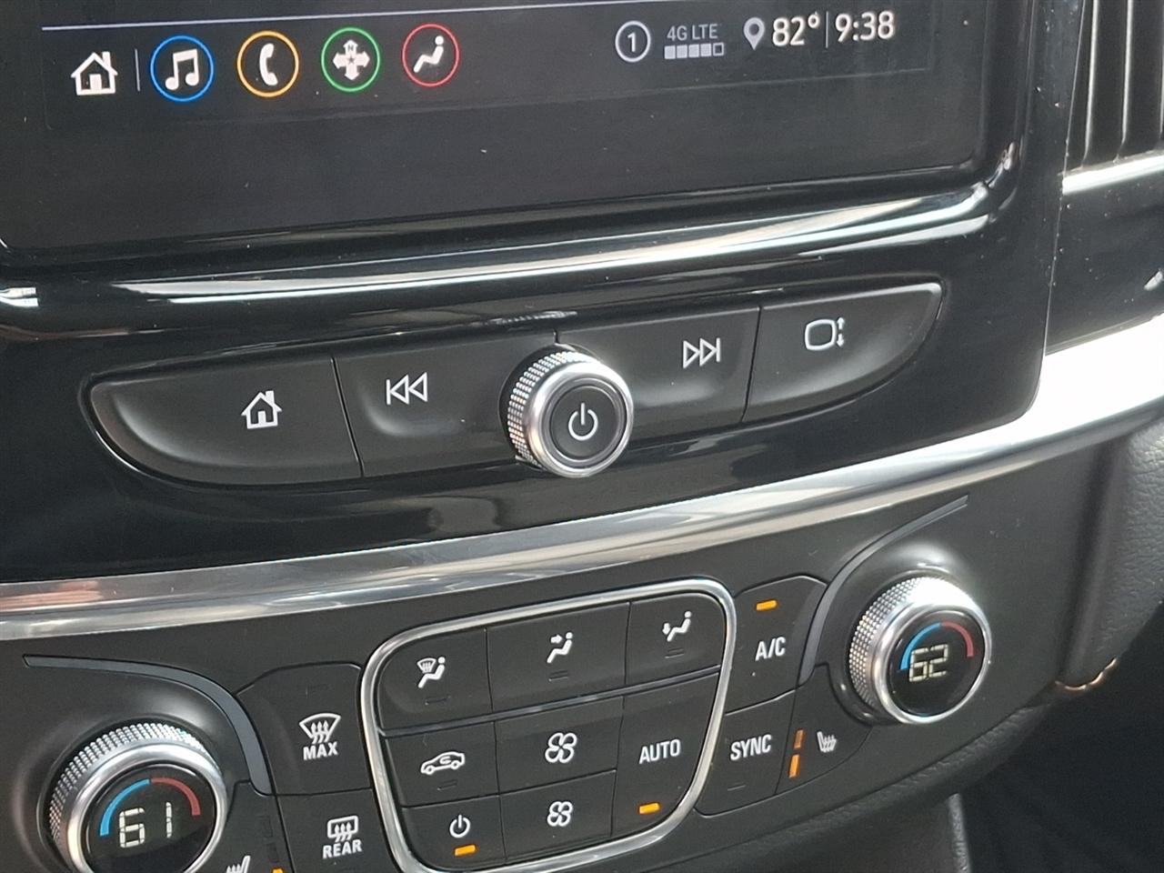 Chevrolet Traverse  2021