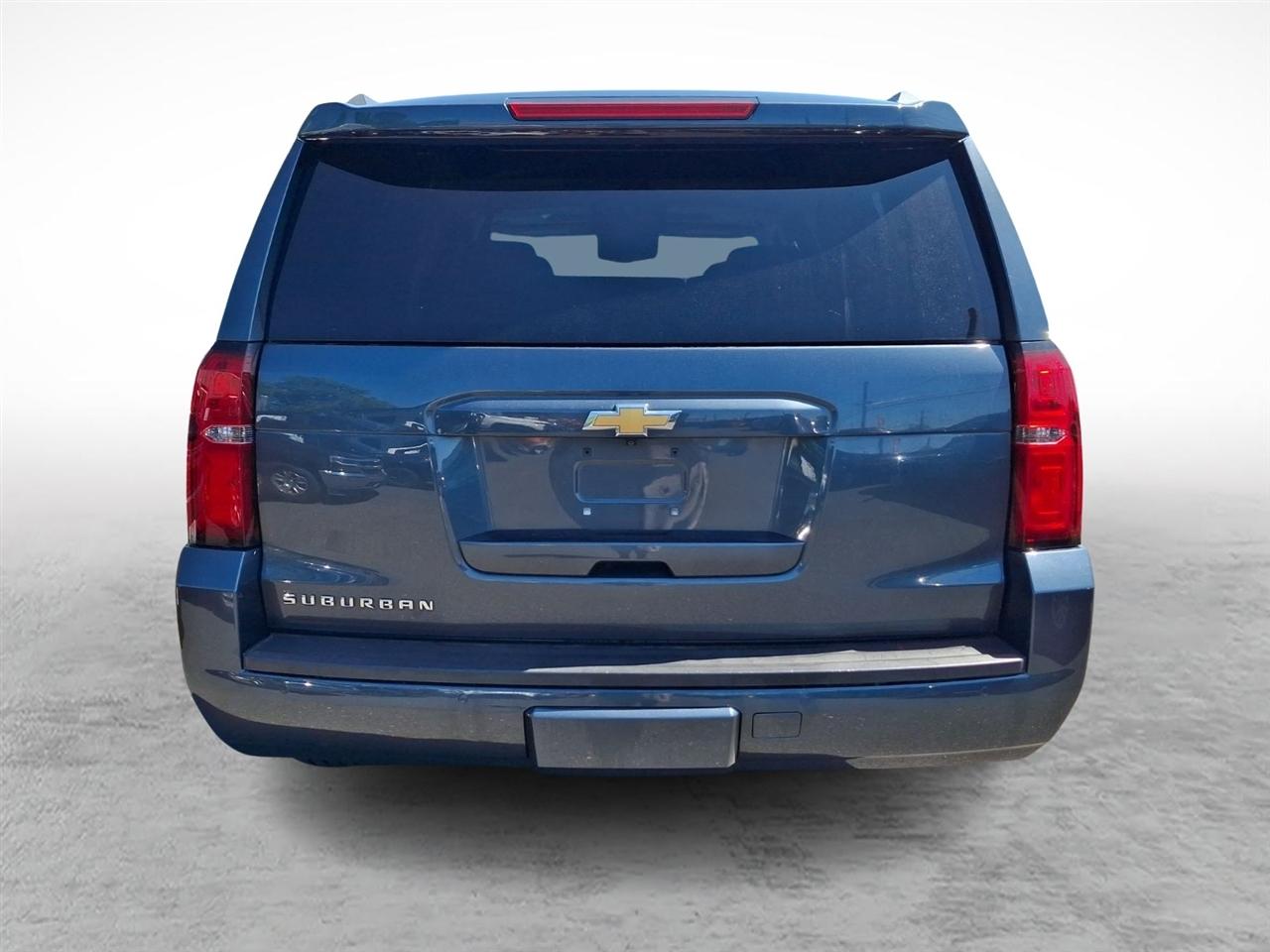 Chevrolet Suburban  2020