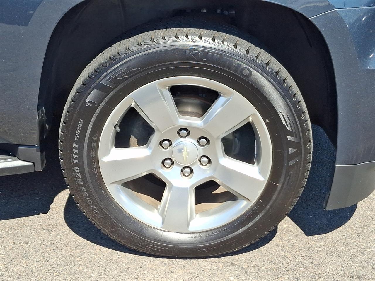 Chevrolet Suburban  2020