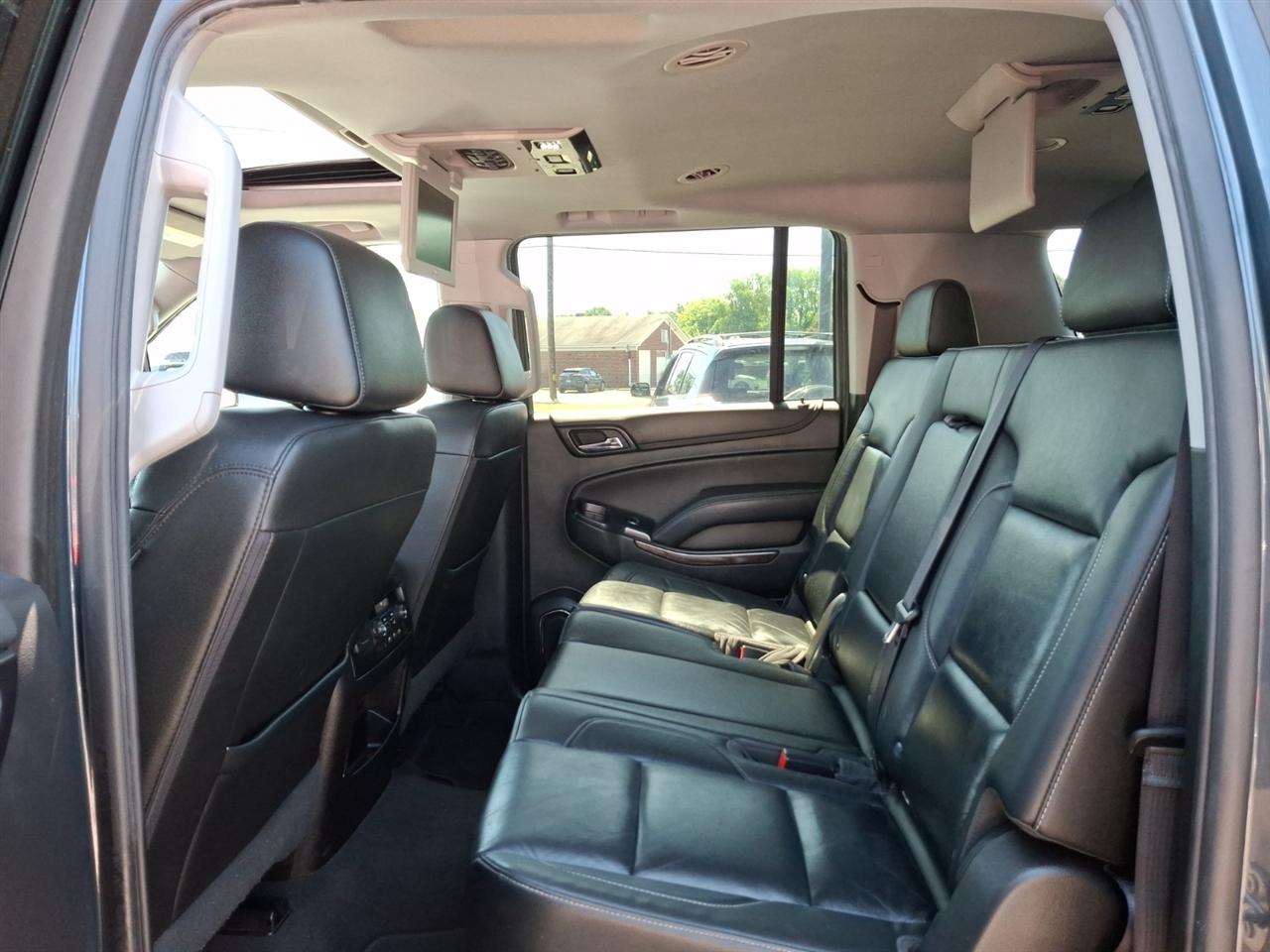 Chevrolet Suburban  2020
