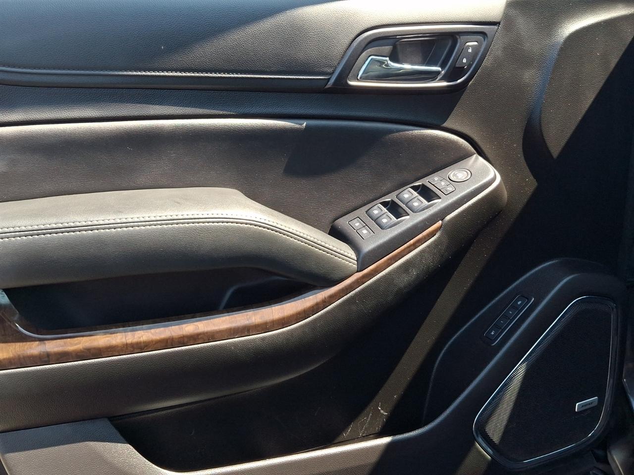 Chevrolet Suburban  2020