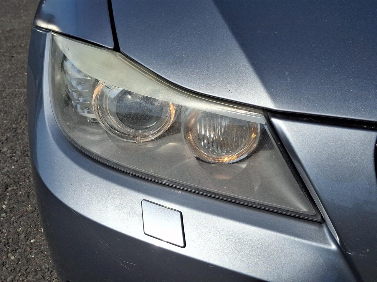 BMW 3 Series  2011