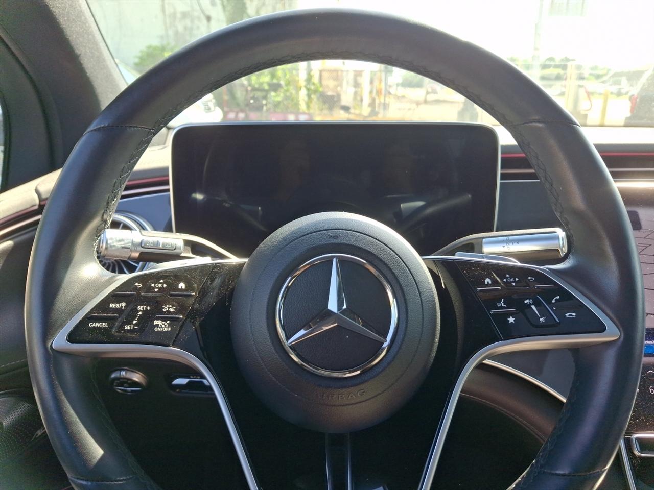 Mercedes-Benz EQS  2023