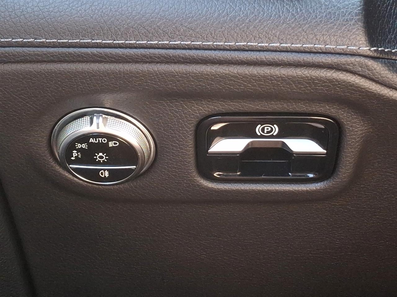 Mercedes-Benz EQS  2023