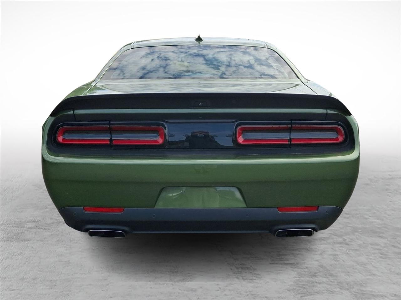 Dodge Challenger  2022