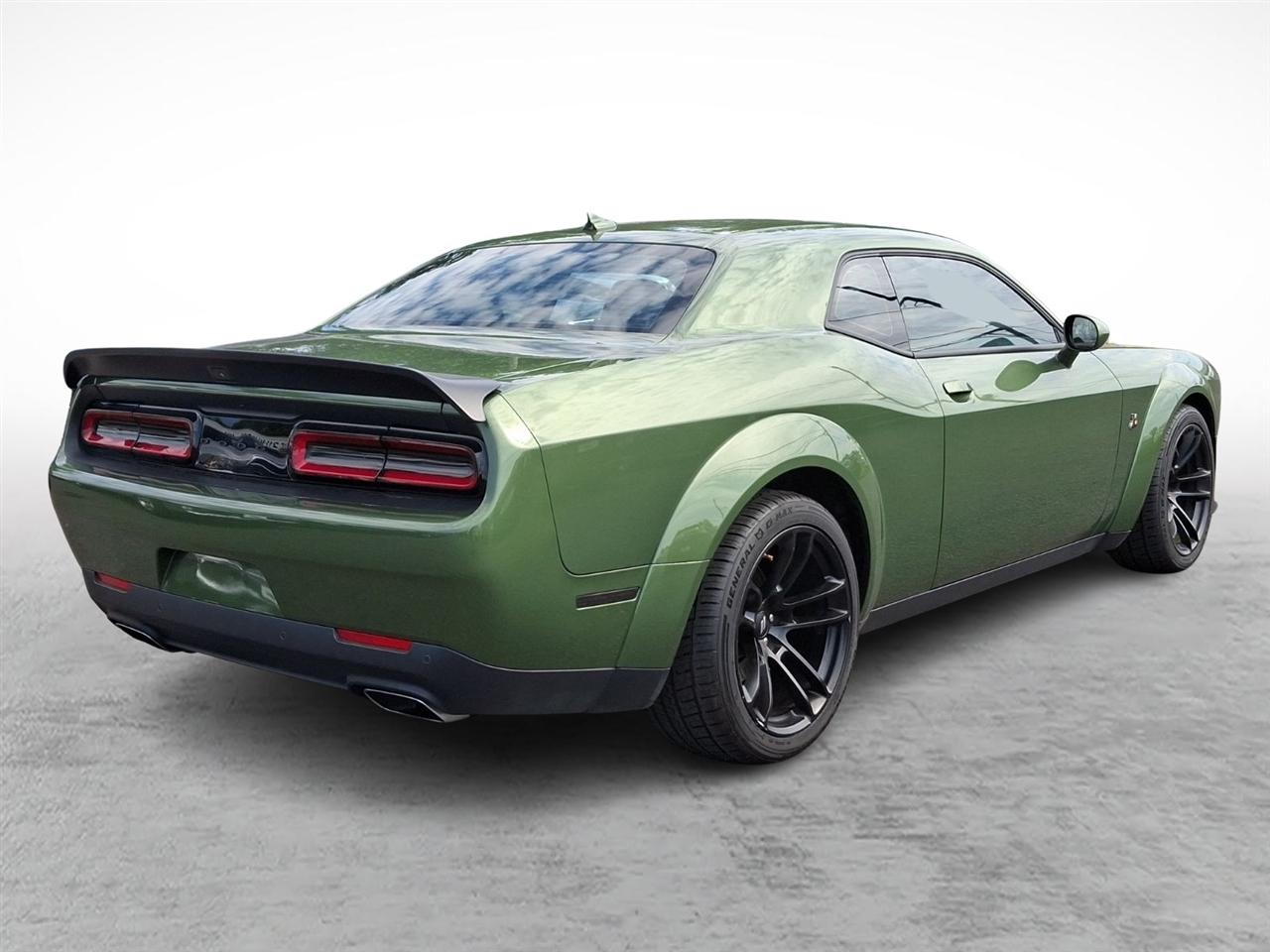 Dodge Challenger  2022
