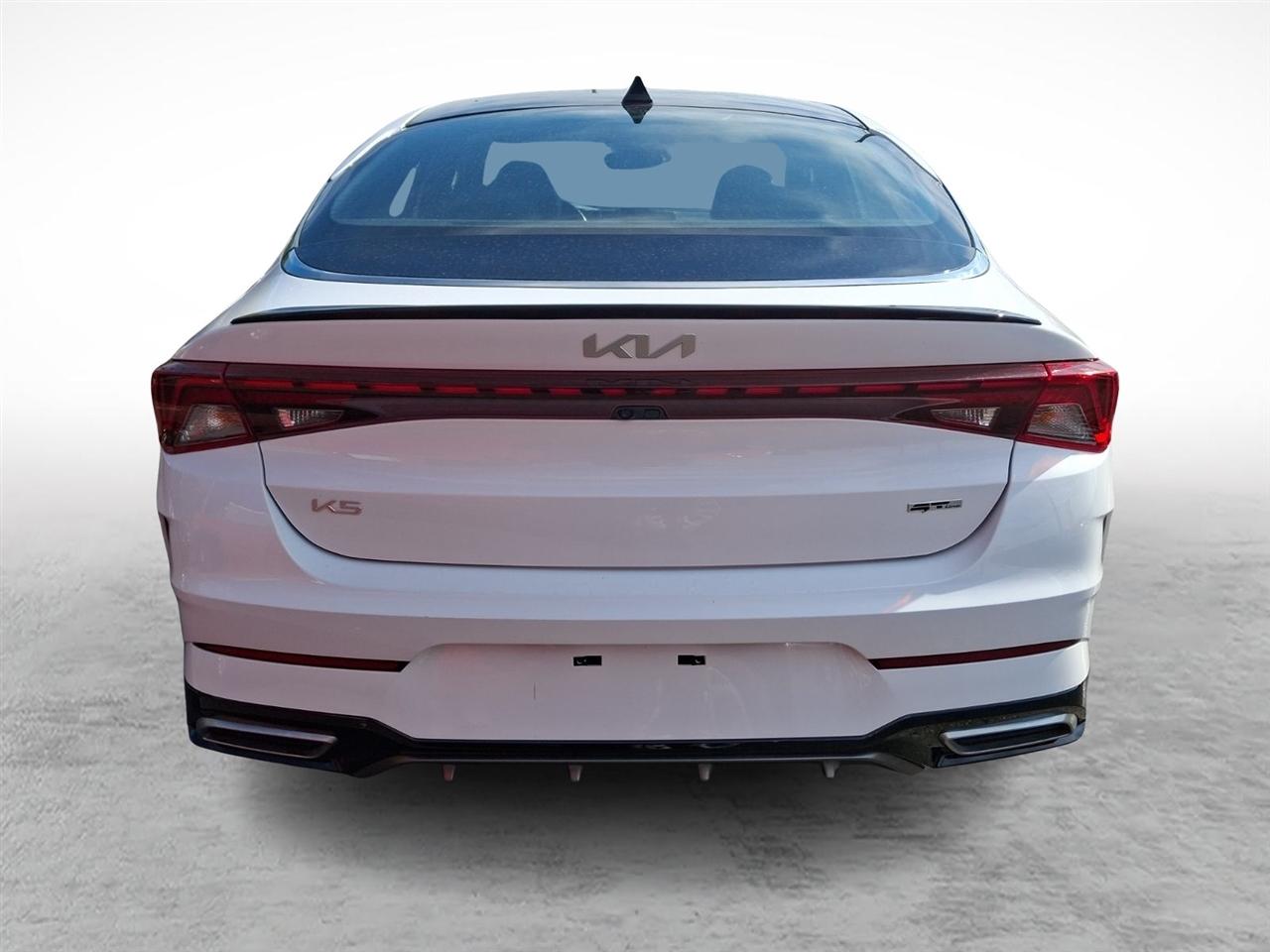Kia K5  2023