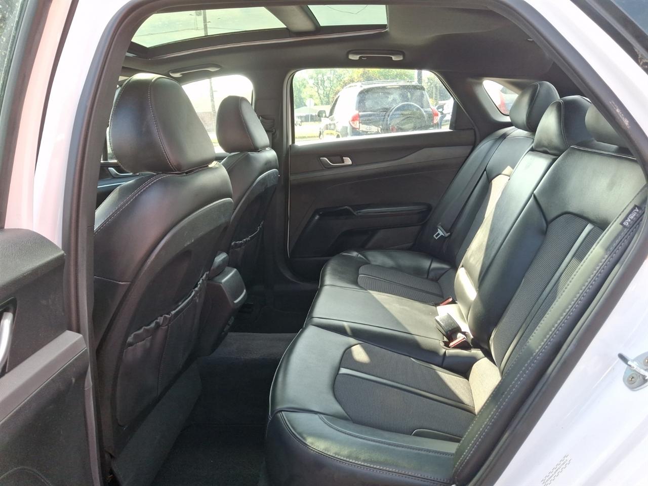 Kia K5  2023