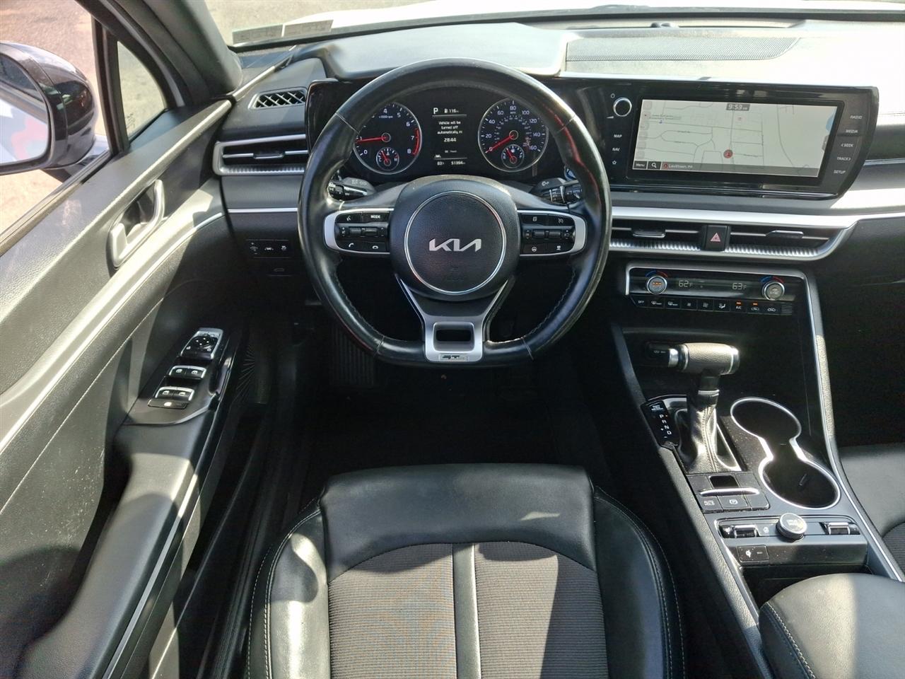 Kia K5  2023