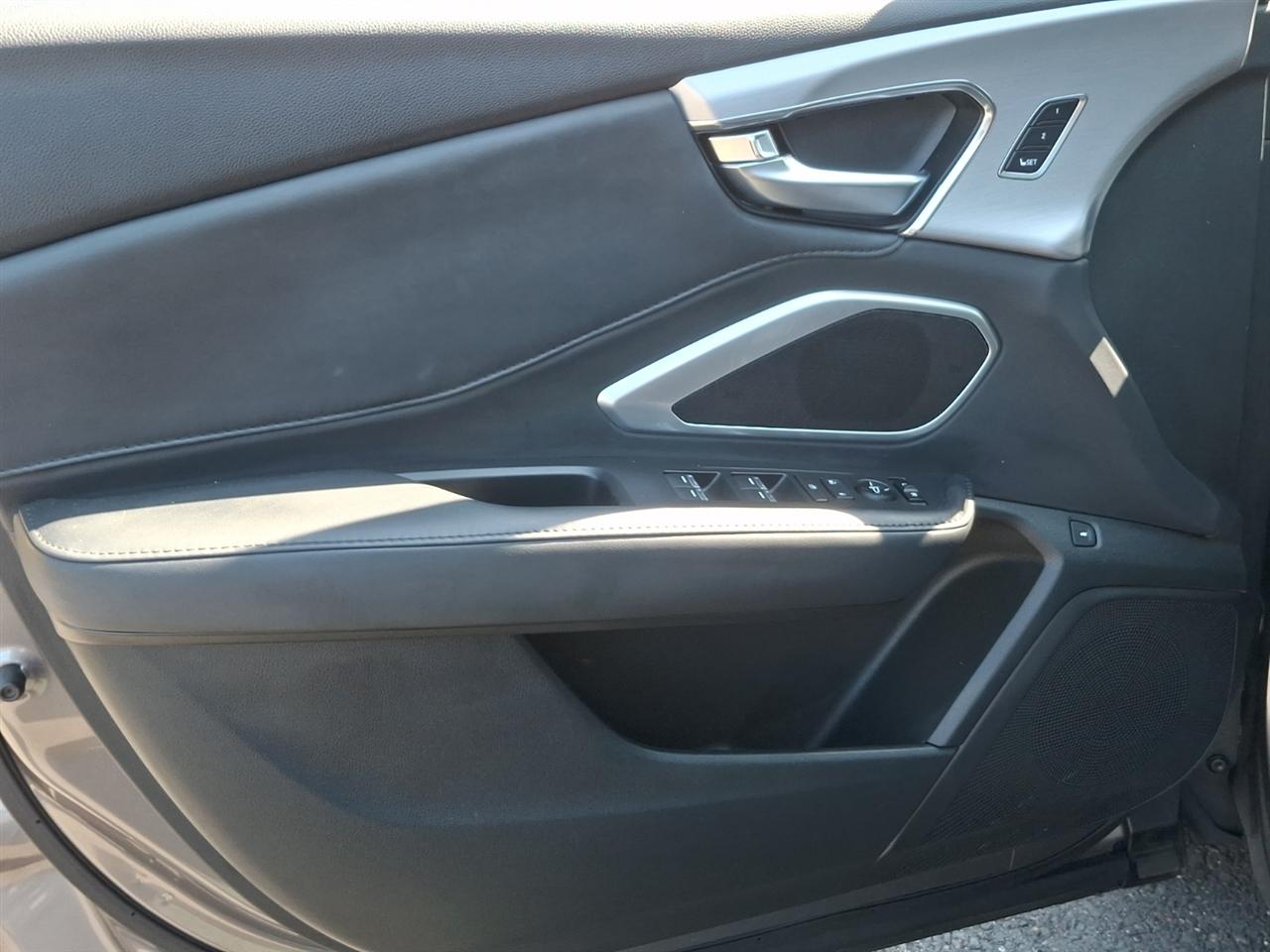 Acura RDX  2023