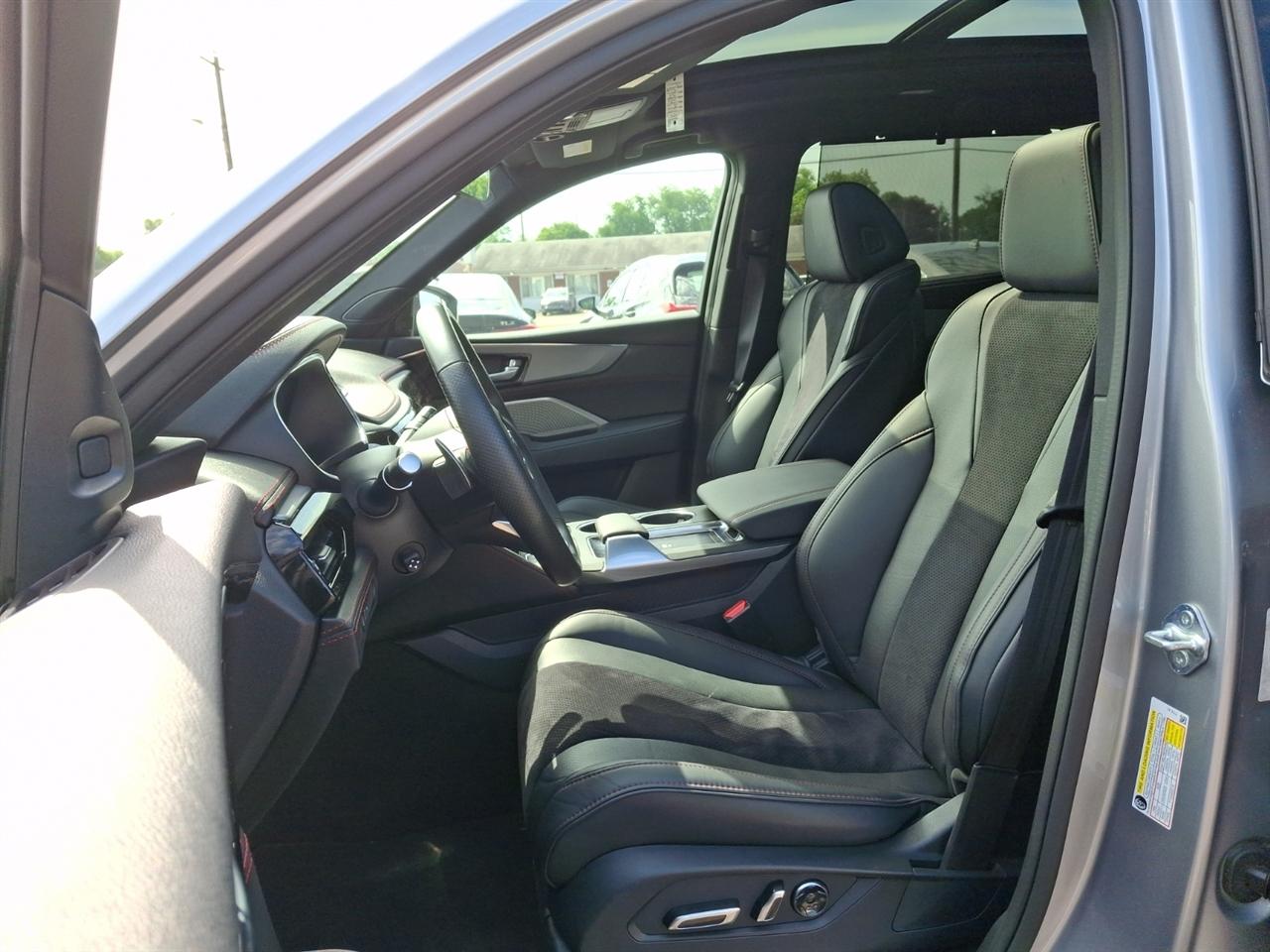 Acura MDX  2023