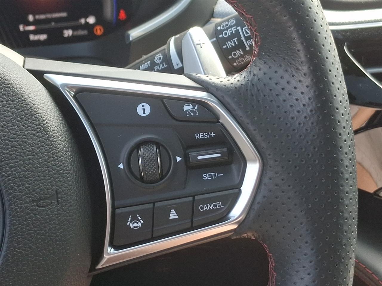 Acura MDX  2023