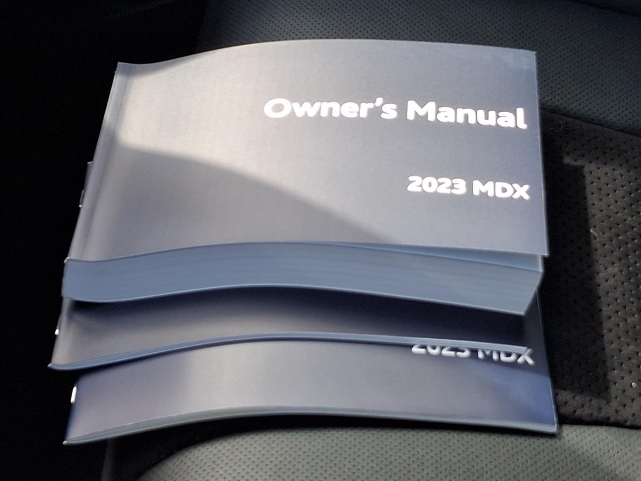 Acura MDX  2023