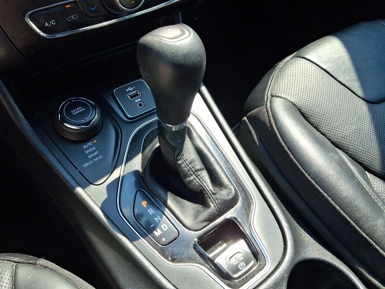 Jeep Cherokee  2019