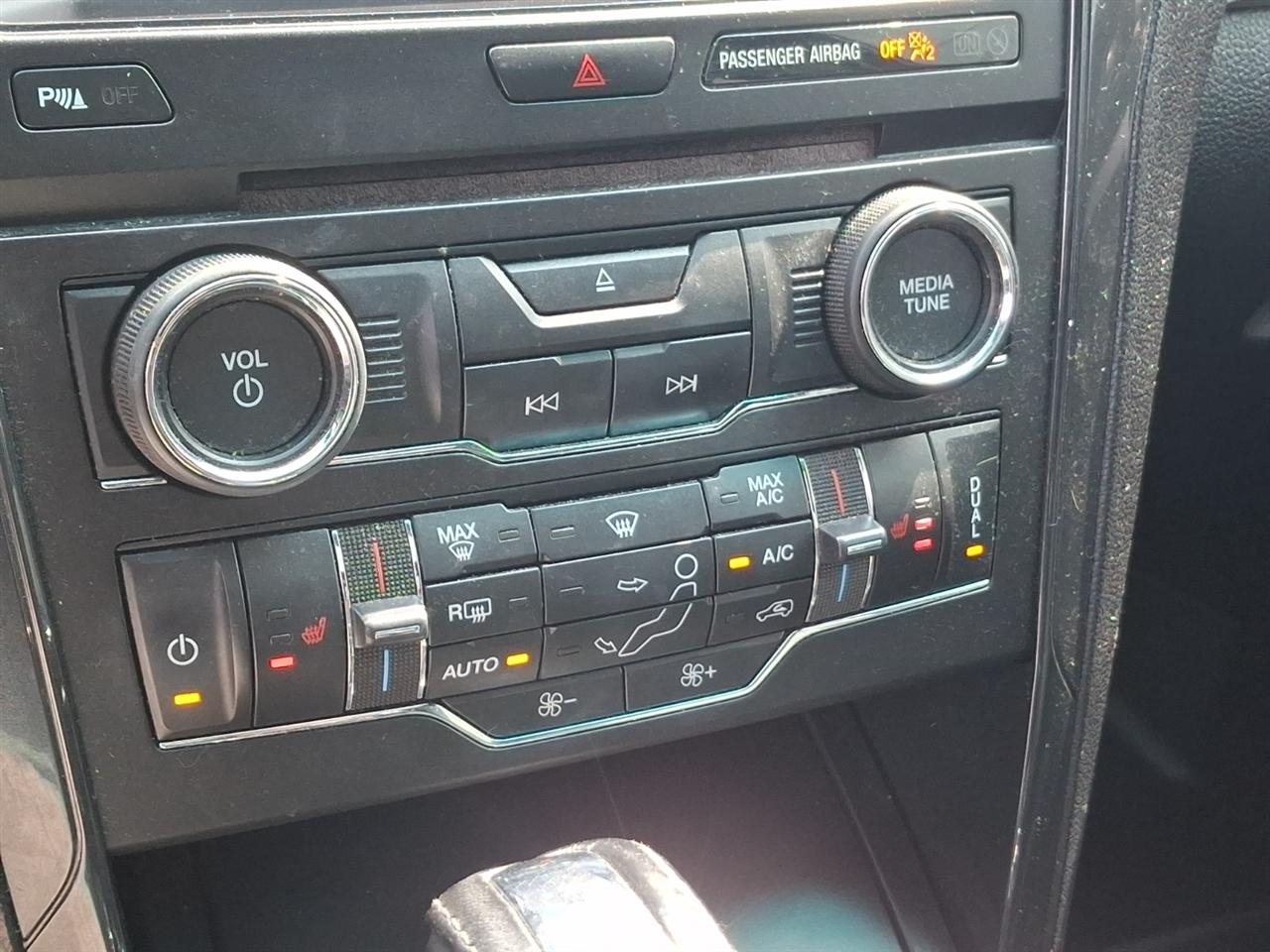 Ford Explorer  2016