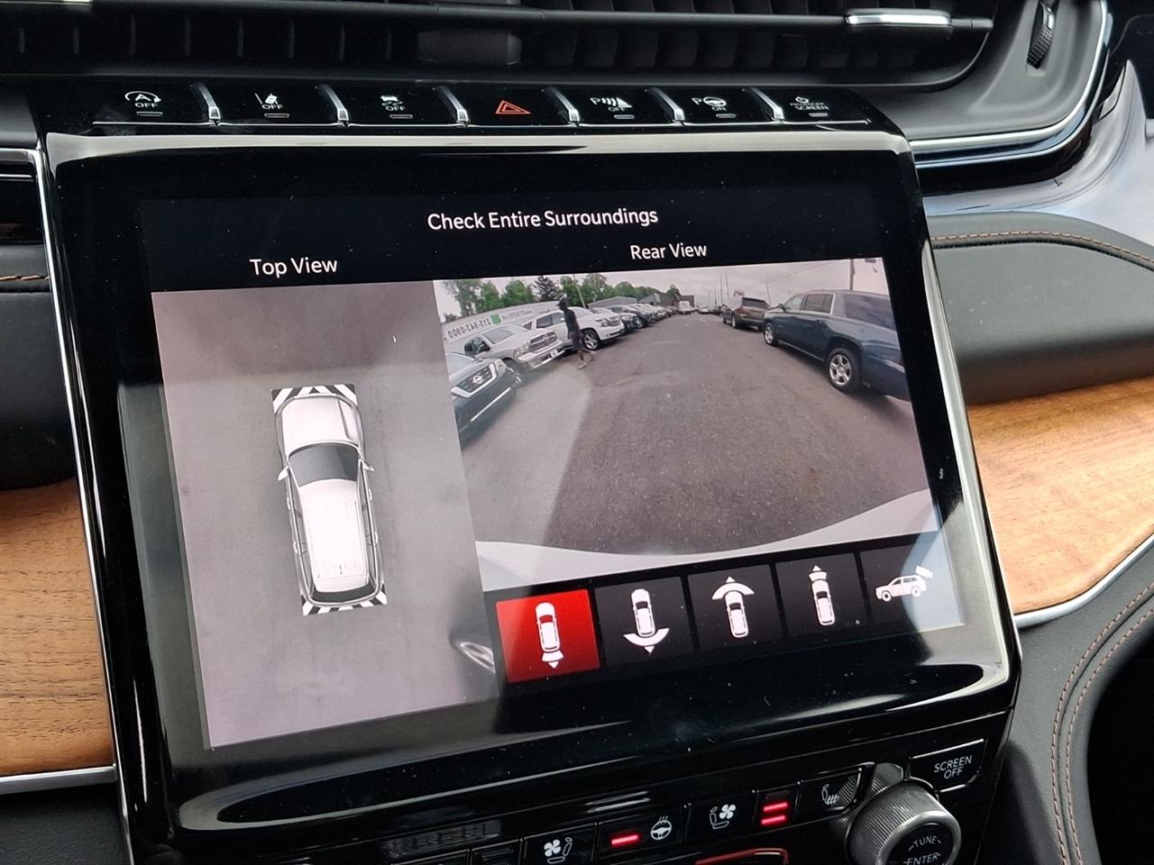 Jeep Grand Cherokee  2022