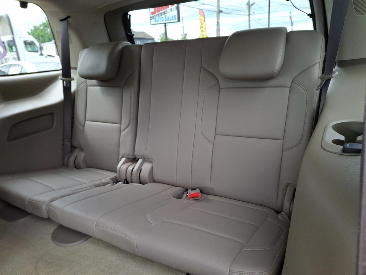Chevrolet Tahoe  2017