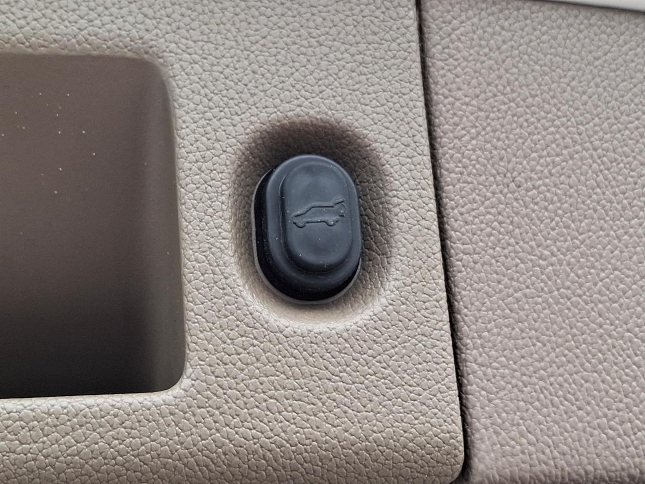 Chevrolet Tahoe  2017
