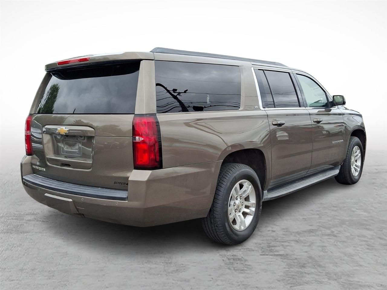 Chevrolet Suburban  2016
