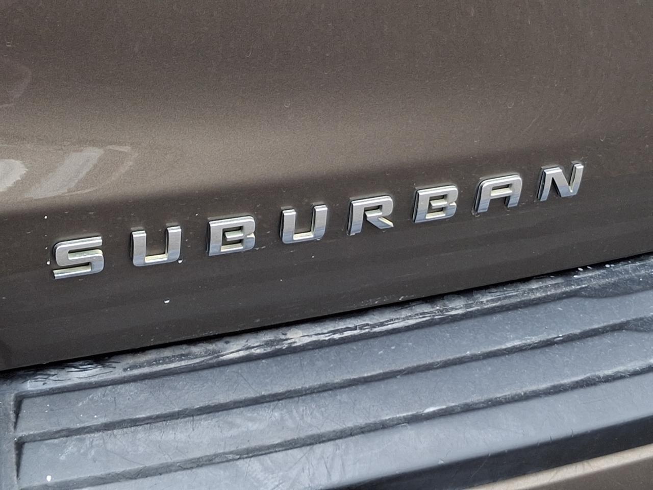 Chevrolet Suburban  2016