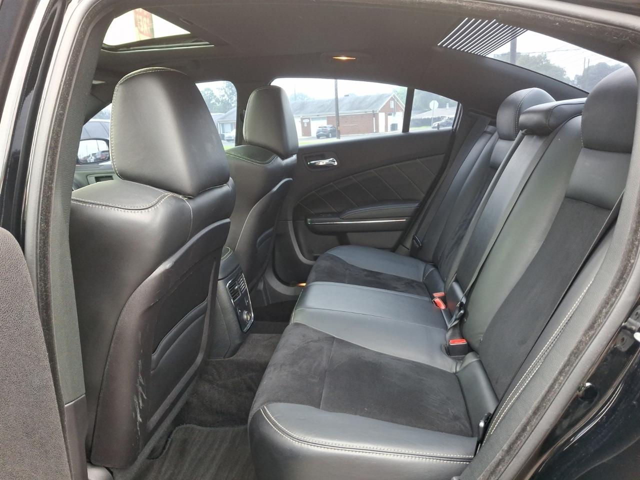 Dodge Charger  2012