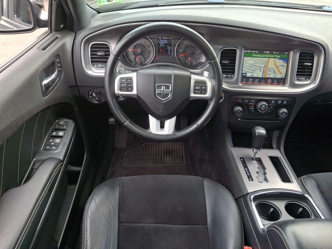 Dodge Charger  2012