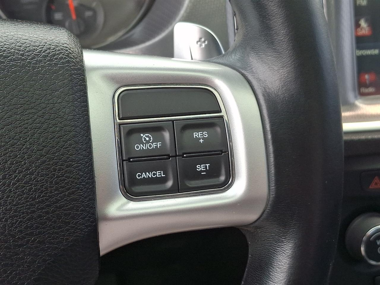 Dodge Charger  2012
