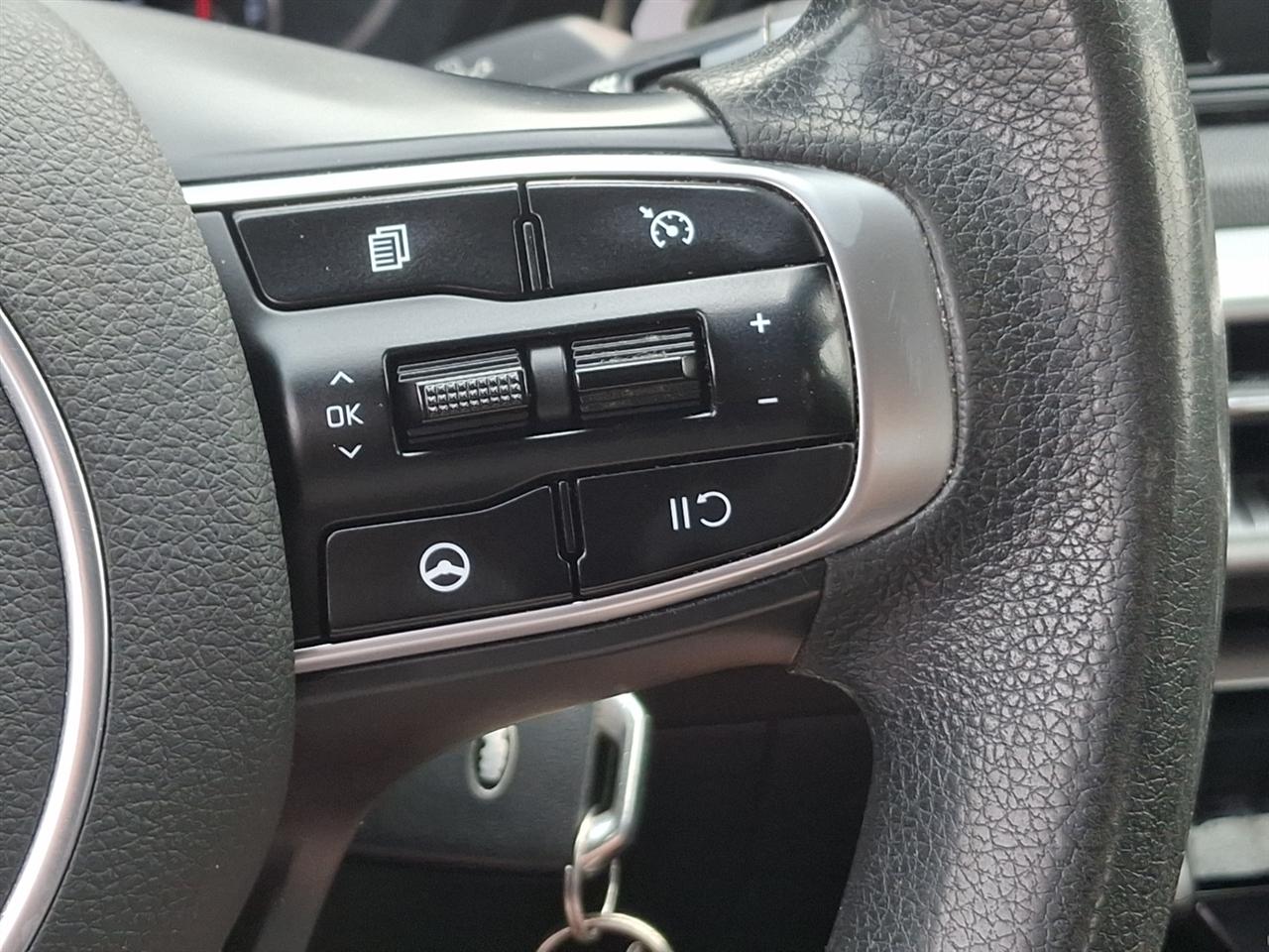 Kia K5  2021