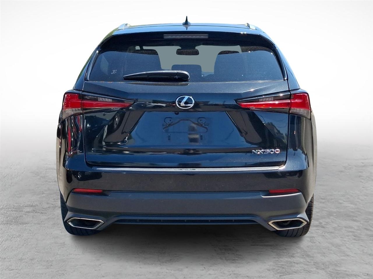Lexus NX  2020