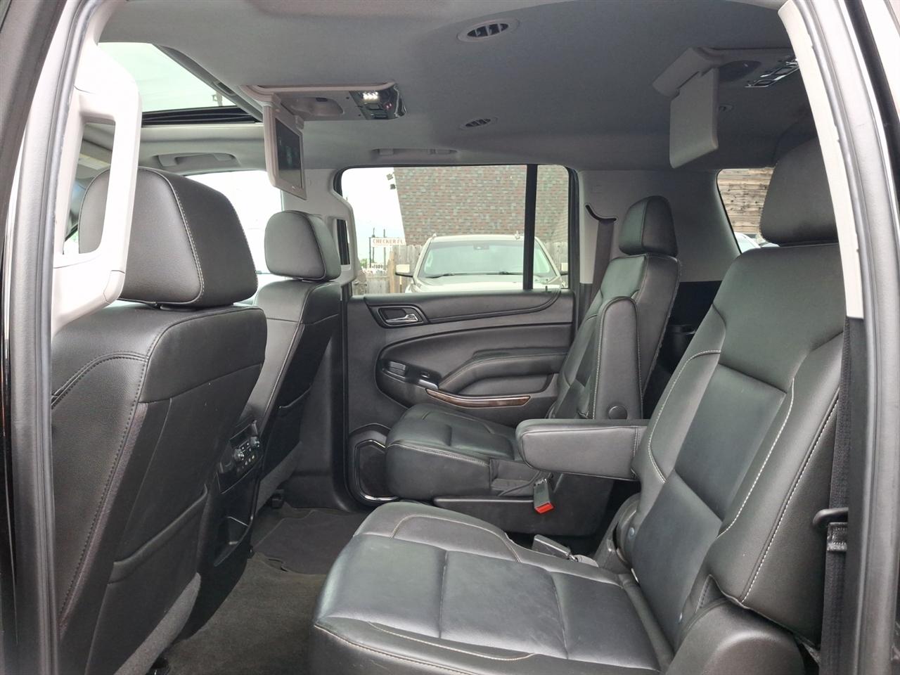 Chevrolet Suburban  2018