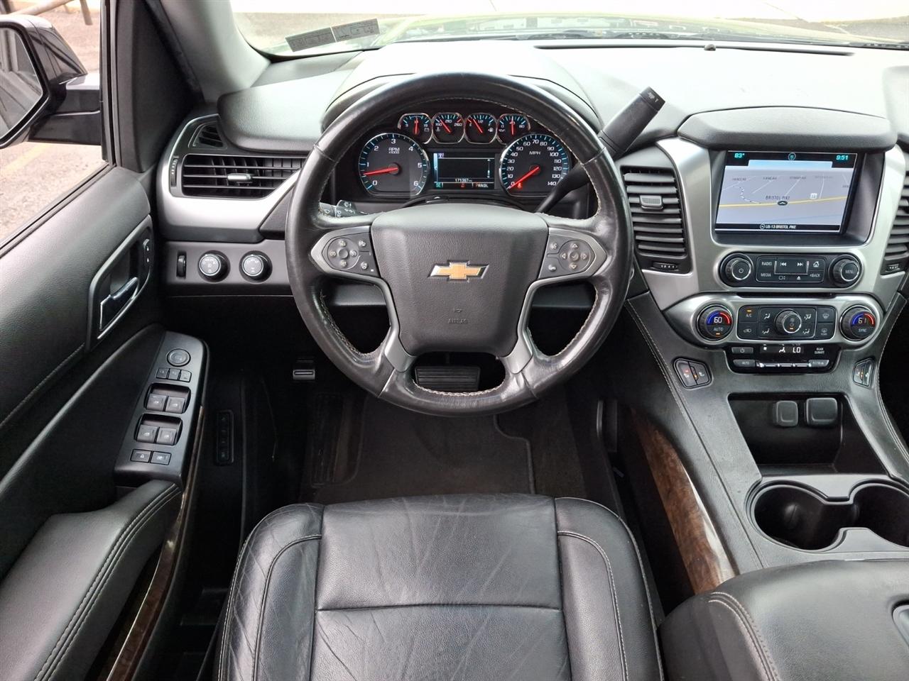 Chevrolet Suburban  2018