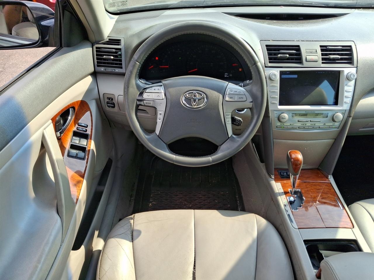 Toyota Camry  2009