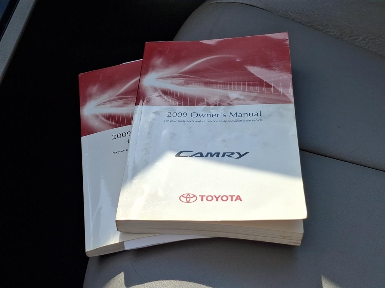 Toyota Camry  2009