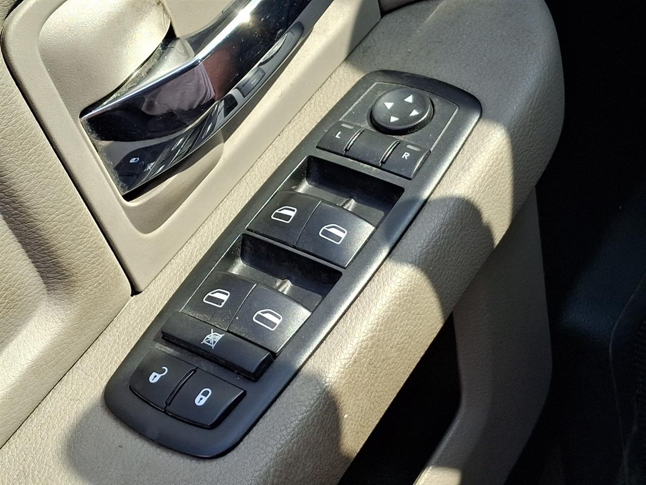 Dodge Ram 1500  2010