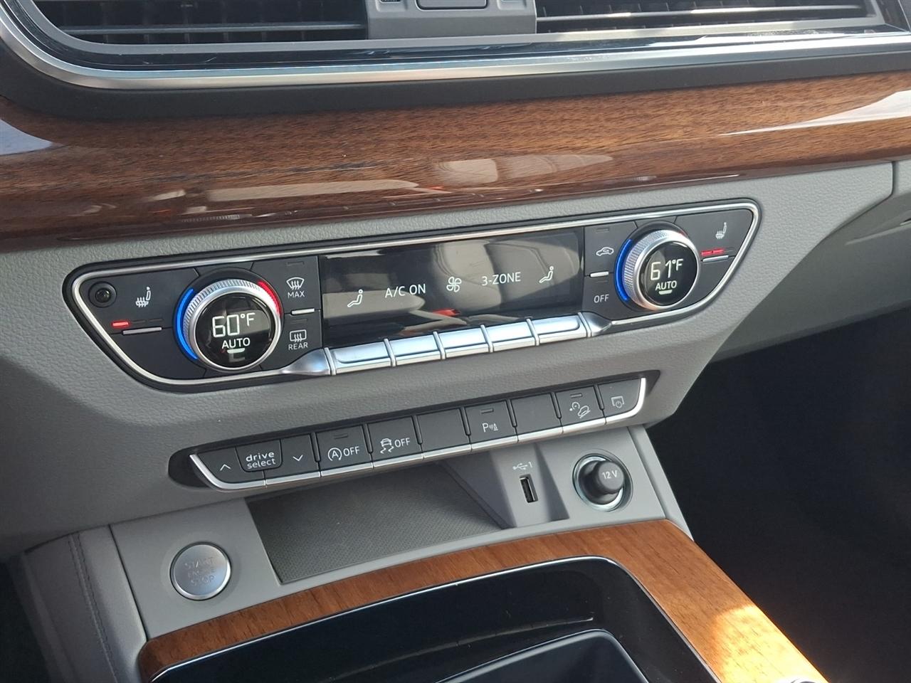 Audi Q5  2023