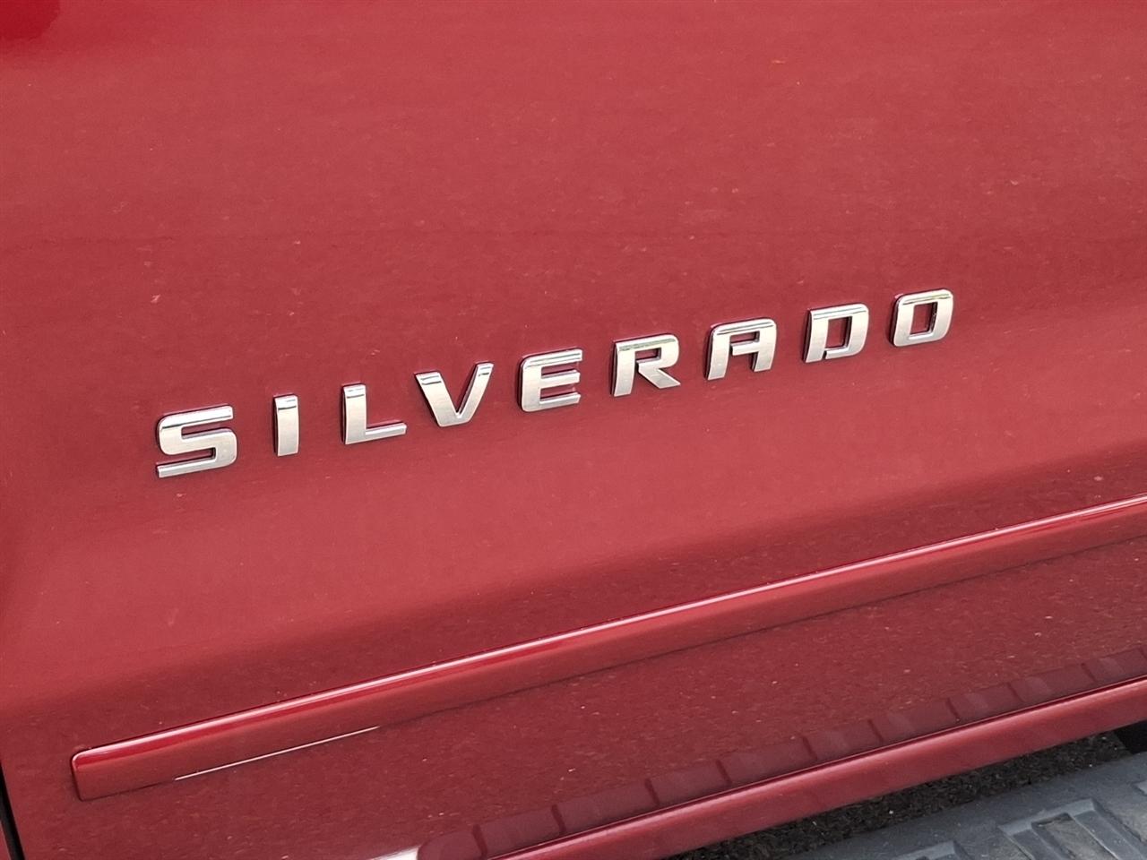 Chevrolet Silverado 1500  2018