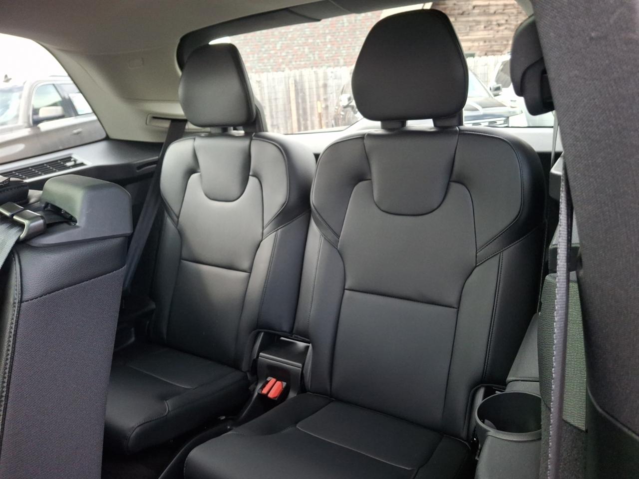 Volvo XC90  2023