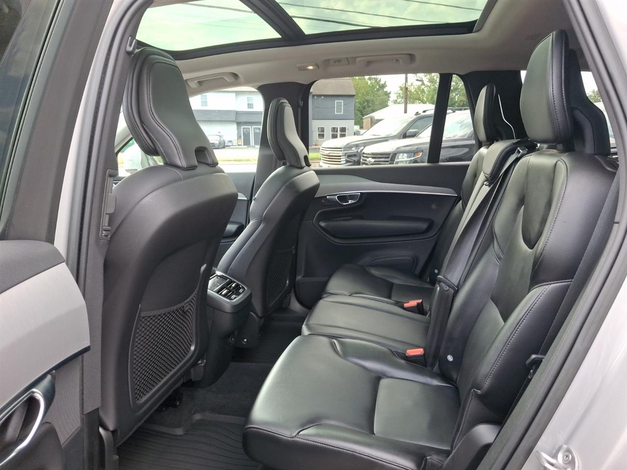 Volvo XC90  2023