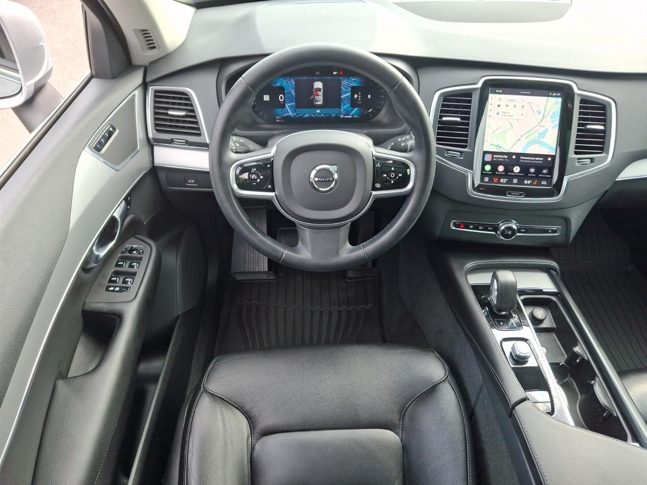 Volvo XC90  2023