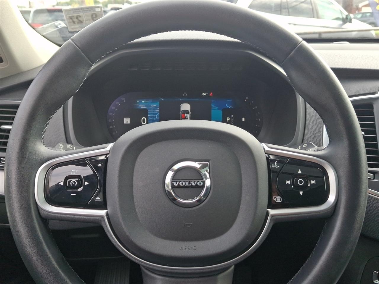 Volvo XC90  2023